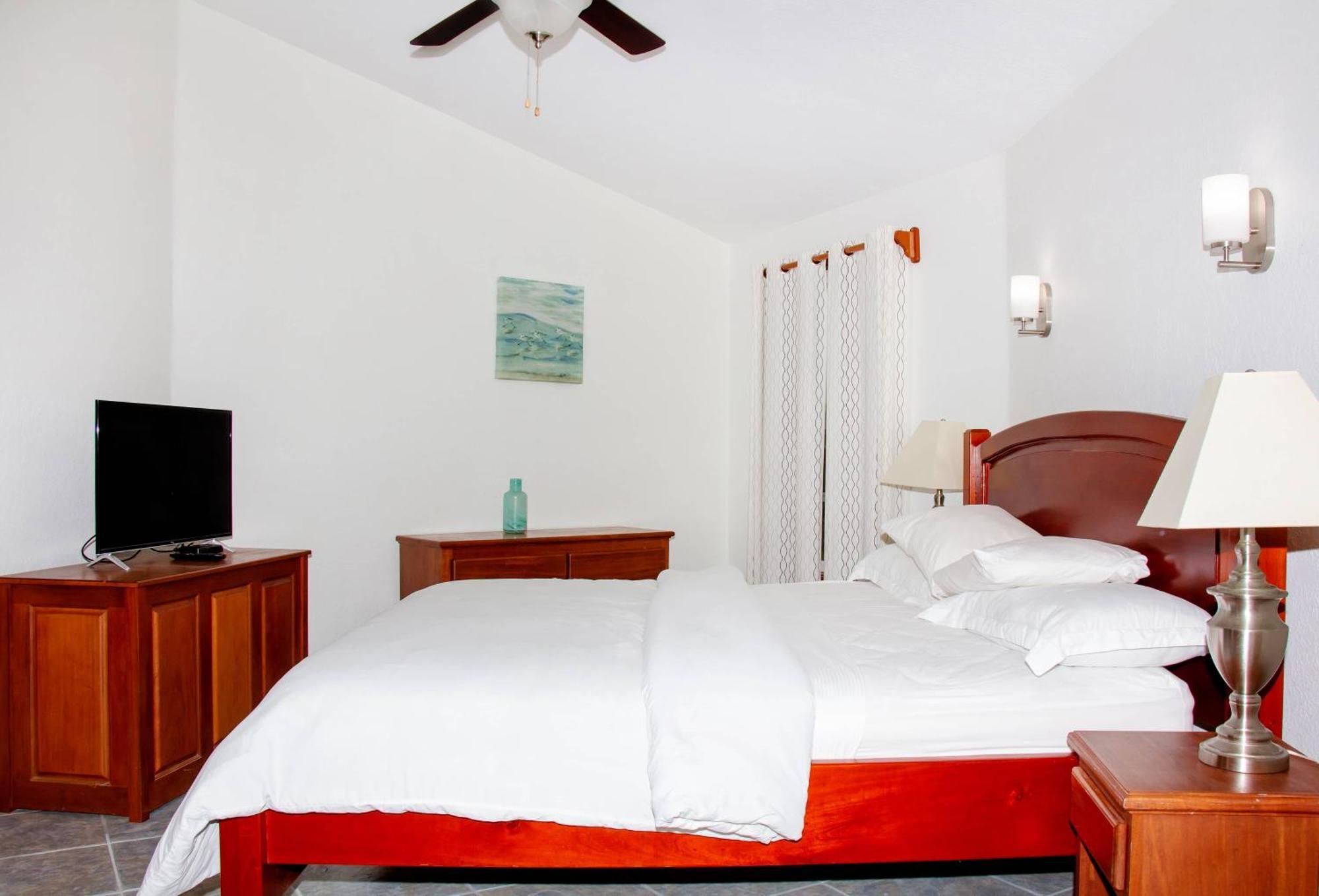 White Sands Cove San Pedro  Zimmer foto